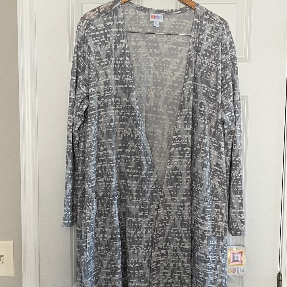 Women’s lightweight cardigan